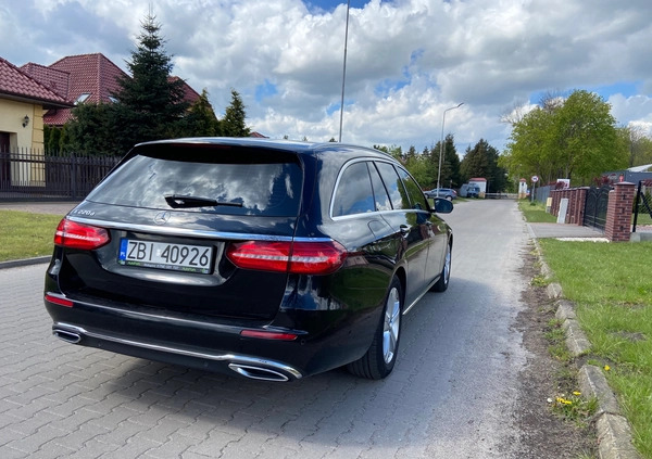 Mercedes-Benz Klasa E cena 91020 przebieg: 189000, rok produkcji 2018 z Białogard małe 67